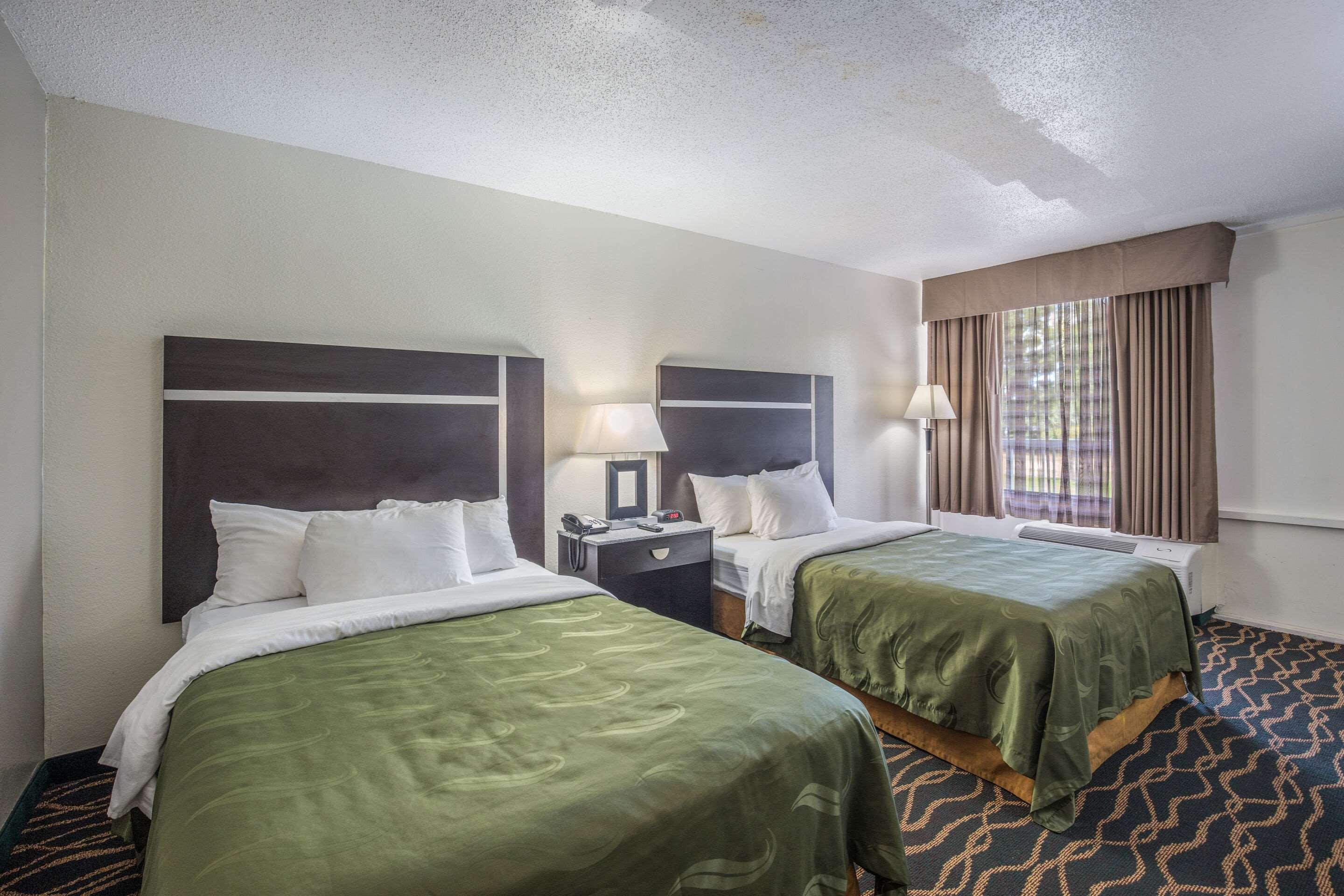Quality Inn & Suites Conference Center Томасвилл Экстерьер фото