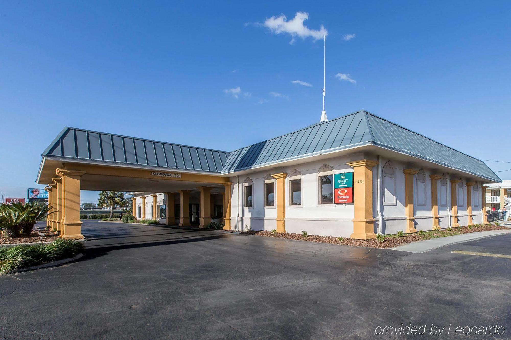 Quality Inn & Suites Conference Center Томасвилл Экстерьер фото