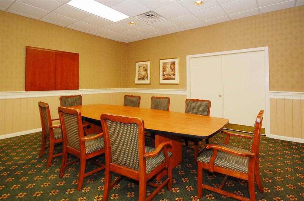 Quality Inn & Suites Conference Center Томасвилл Экстерьер фото